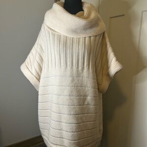 Alice + Olivia Cream Cowl Neck Sweater Tunic Length 100% Merino Wool